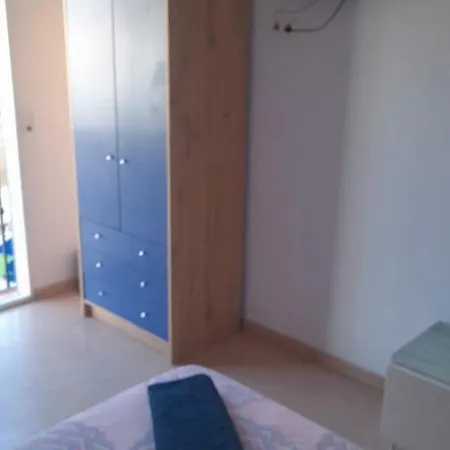 Tommy Apartment *